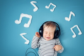 موسیقی به کاهش گریه نوزادان کمک می‌کند؟